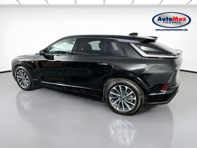 Used 2024 Cadillac Lyriq Sport AWD/4WD image 6