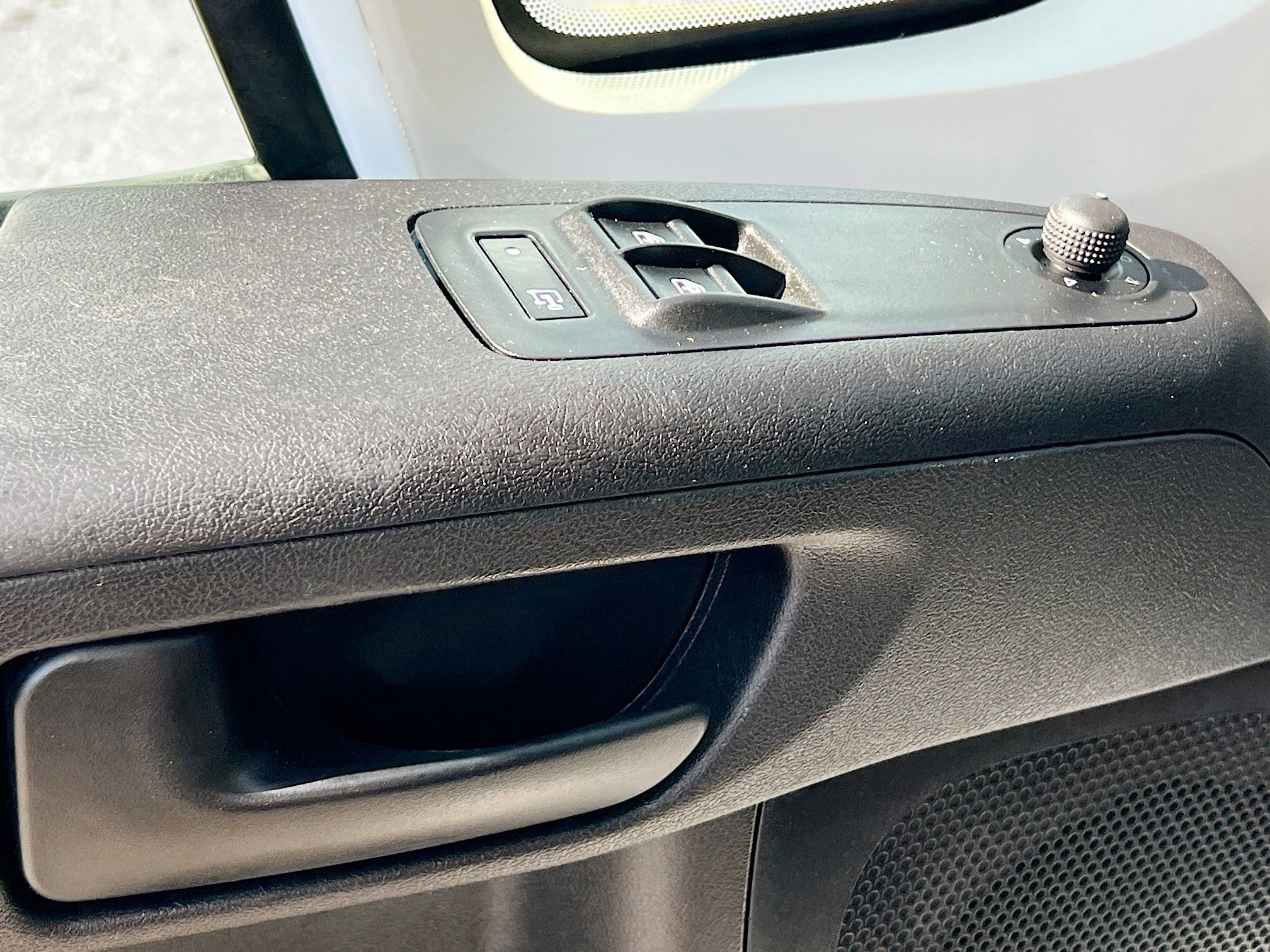 Used 2022 RAM ProMaster 2500 w/ Convenience Group image 16