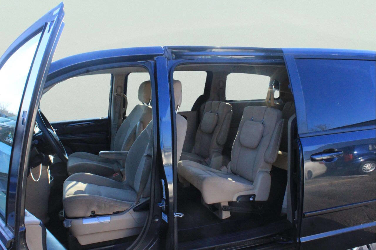 Used 2014 Dodge Grand Caravan SE w/ Quick Order Package 29E SE image 7