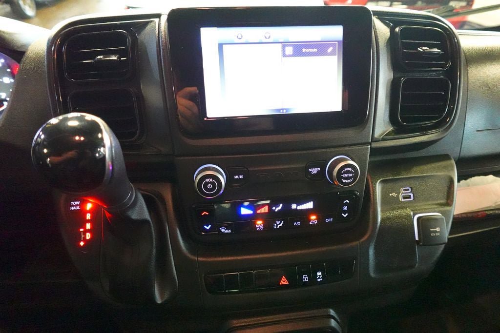 Used 2023 RAM ProMaster 2500 FWD image 11