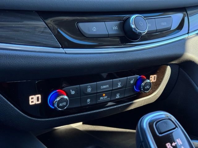 Used 2021 Buick Enclave Essence w/ Sound and Sites Package image 34
