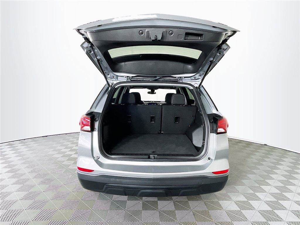 Used 2023 Chevrolet Equinox LS w/ LS Convenience Package image 27