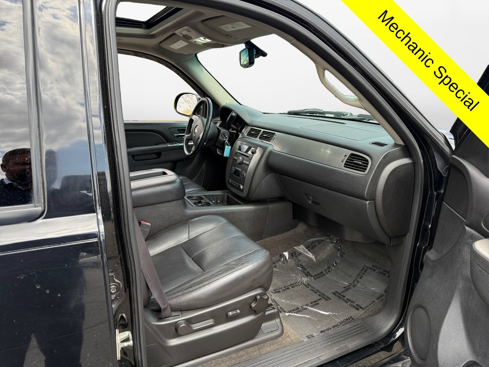 Used 2011 Chevrolet Tahoe LT w/ Suspension Package, Off-Road AWD/4WD image 15