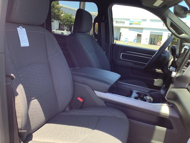 New 2026 RAM 3500 Big Horn AWD/4WD image 42
