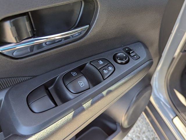 Certified 2022 Nissan Kicks SV FWD image 19