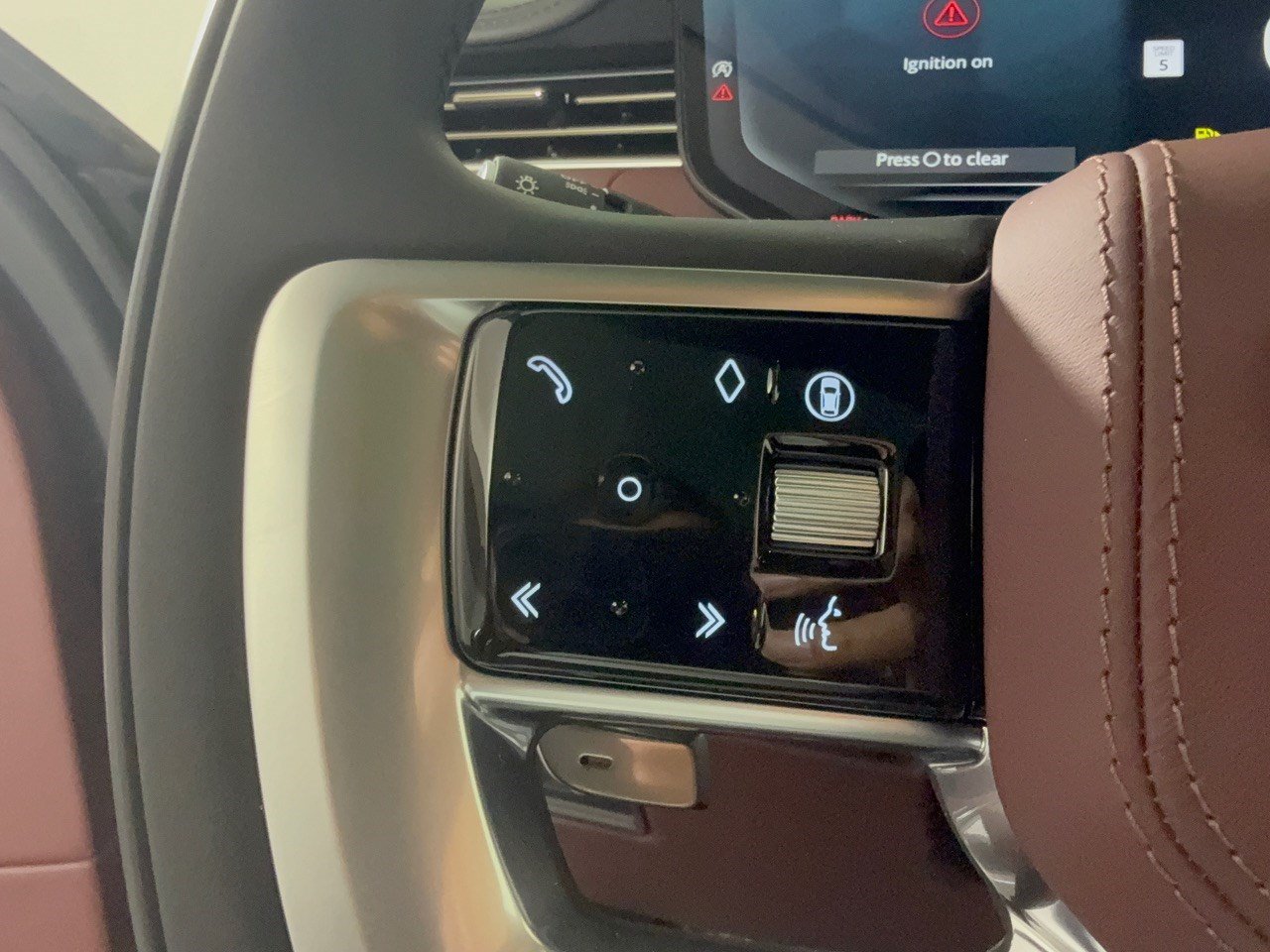 New 2027 Land Rover Range Rover SE AWD/4WD image 18