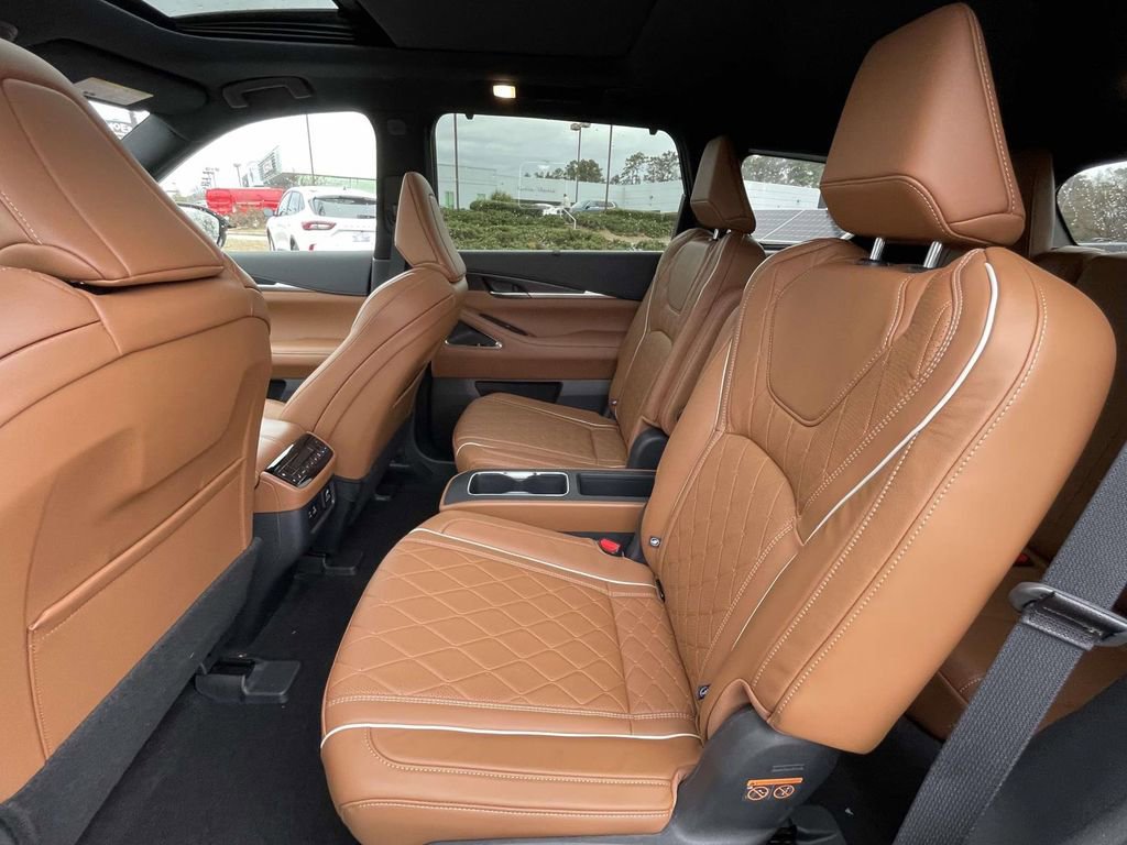 Used 2025 INFINITI QX60 Autograph w/ Cargo Package image 14
