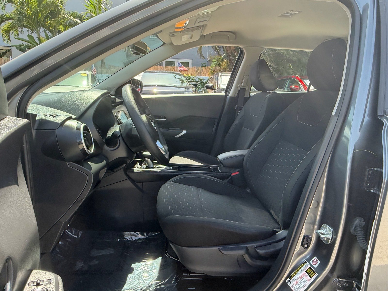 Certified 2024 Nissan Kicks SV w/ Interior Electronics Package FWD image 8