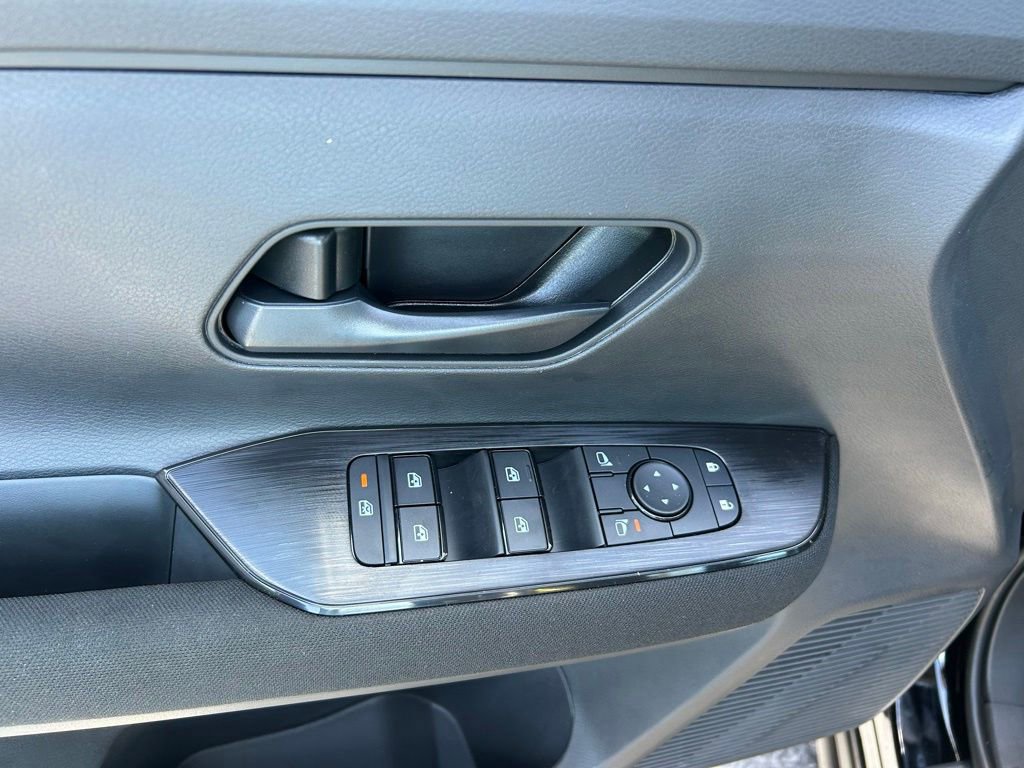 New 2026 Nissan Kicks S FWD image 18