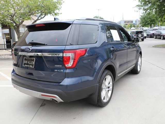 Used 2017 Ford Explorer XLT w/ Equipment Group 202A AWD/4WD image 6