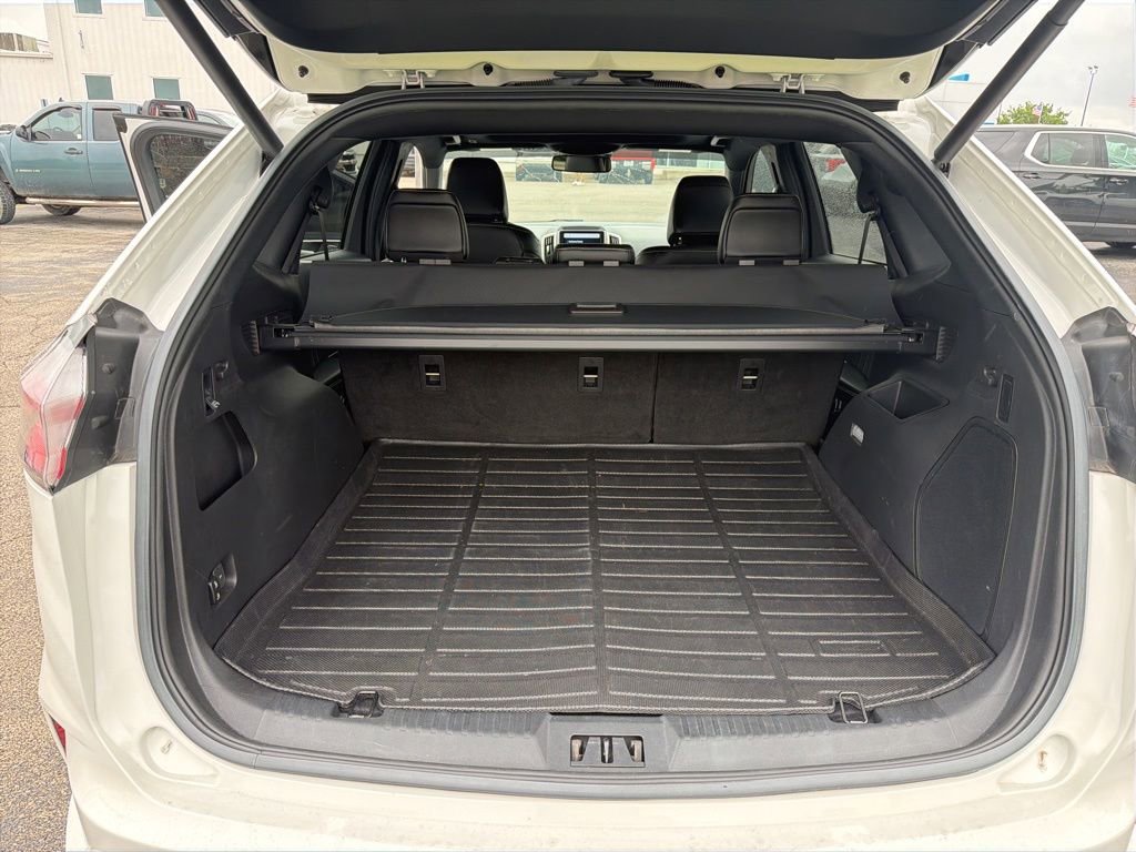 Used 2024 Ford Edge ST w/ Equipment Group 401A AWD/4WD image 8