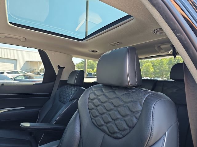 Used 2021 Hyundai Palisade Limited w/ Cargo Package FWD image 15