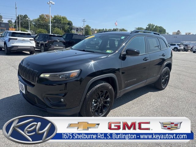 Used 2023 Jeep Cherokee Altitude Lux image 1