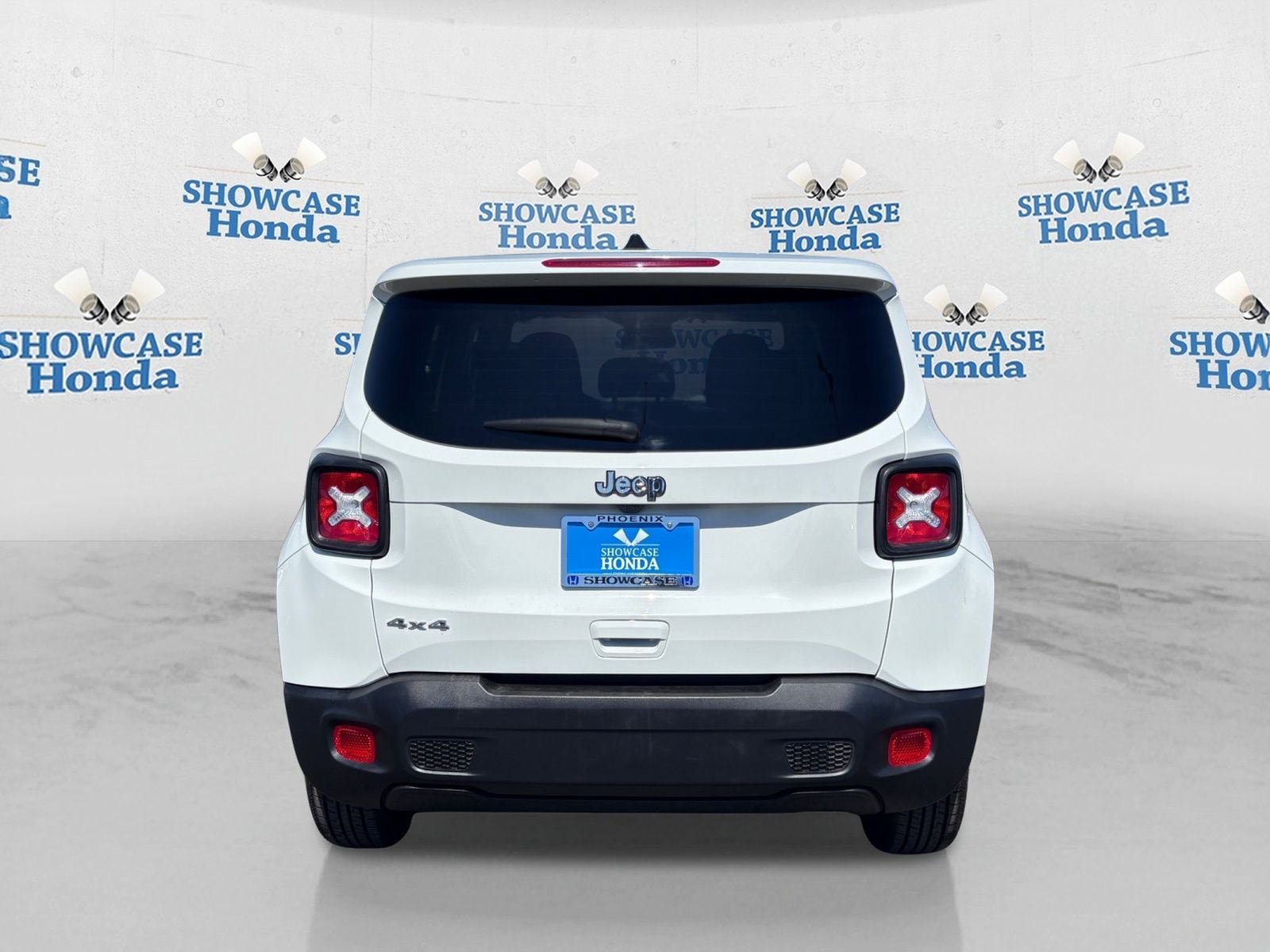 Used 2023 Jeep Renegade Latitude AWD/4WD image 7