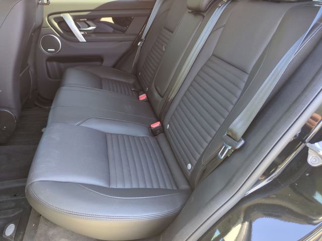 Used 2025 Land Rover Discovery Sport S image 15