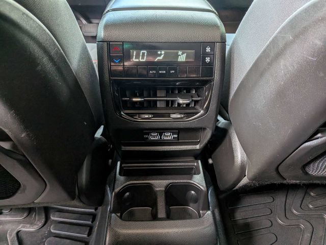 Used 2023 Jeep Grand Cherokee L Laredo AWD/4WD image 16