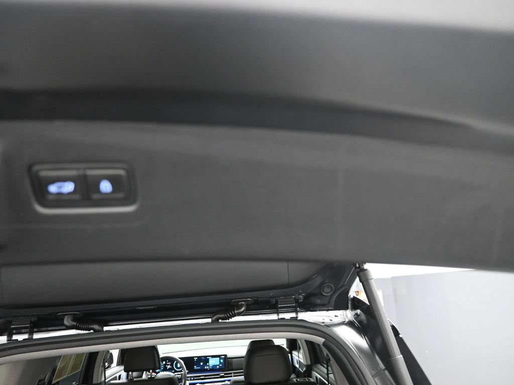 Used 2024 Hyundai Santa Fe Limited FWD image 27