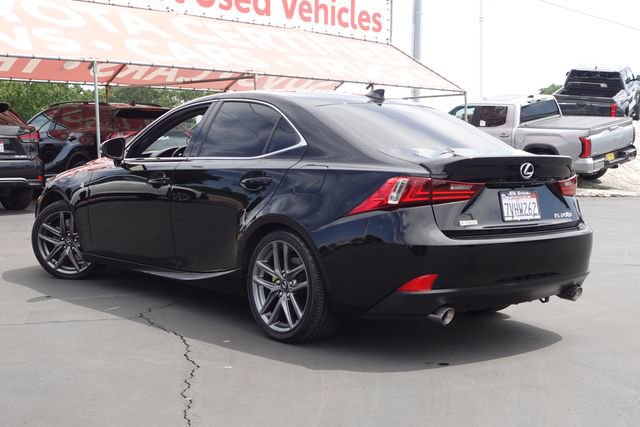 Used 2016 Lexus IS 200t w/ F Sport Package RWD image 10