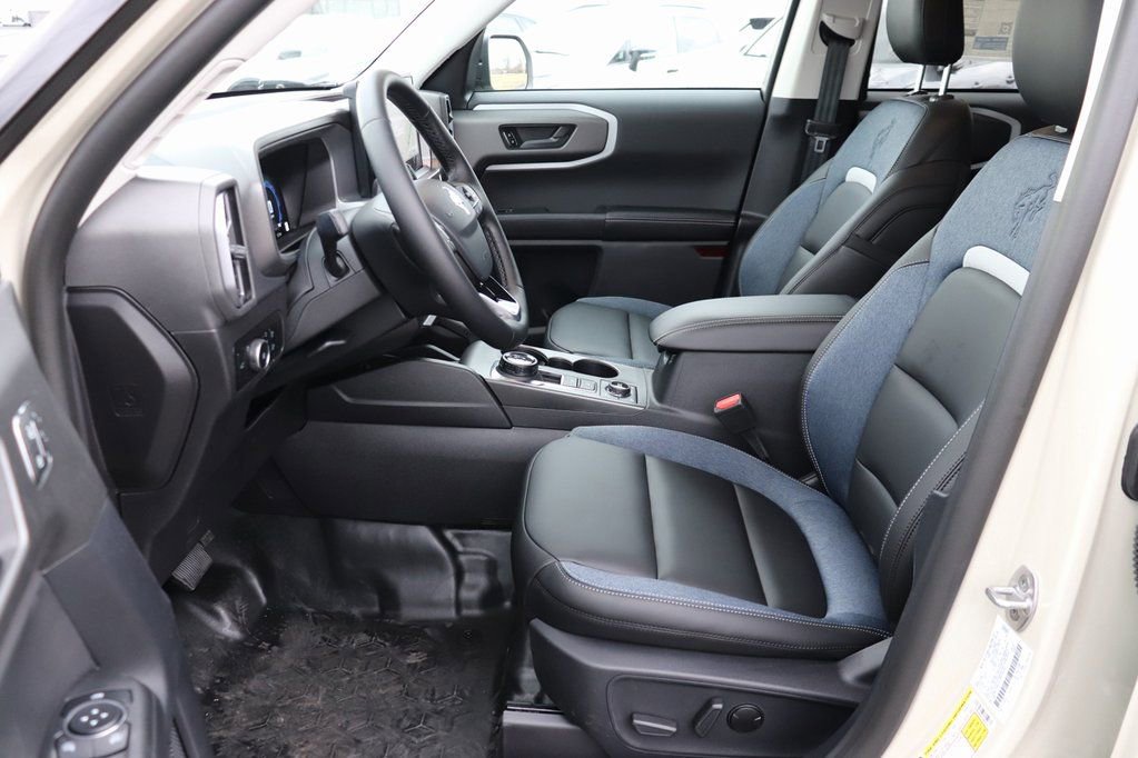 New 2025 Ford Bronco Sport Outer Banks w/ Sasquatch Outer Banks Package image 29