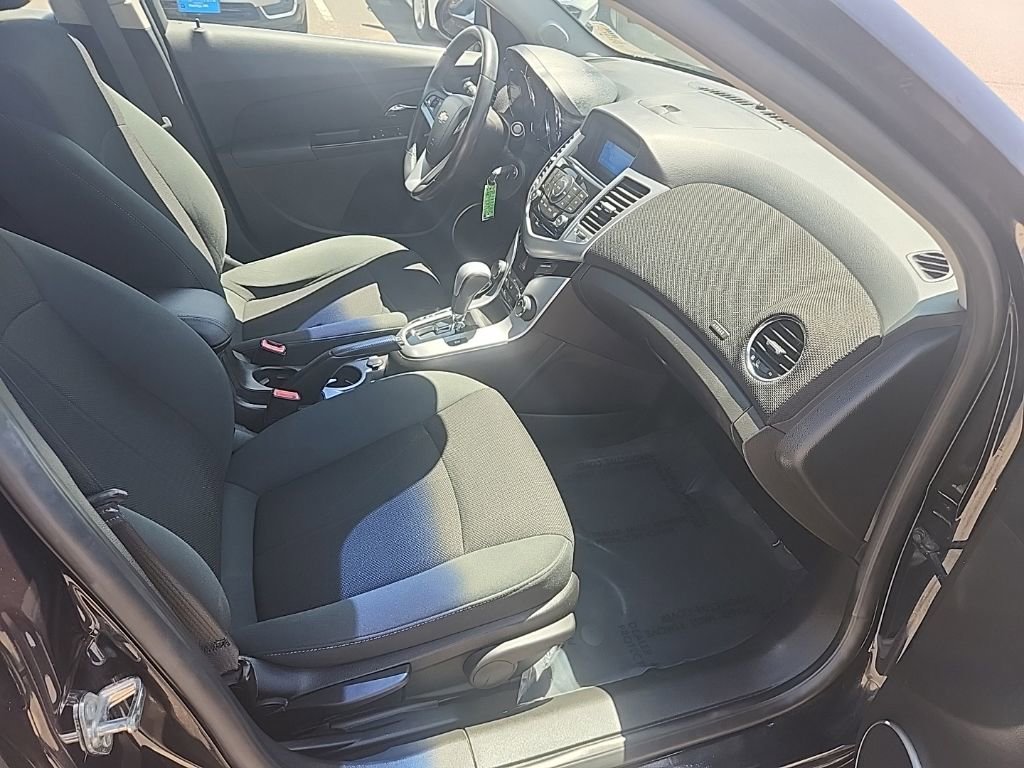 Used 2011 Chevrolet Cruze LT w/ RS Package FWD image 14