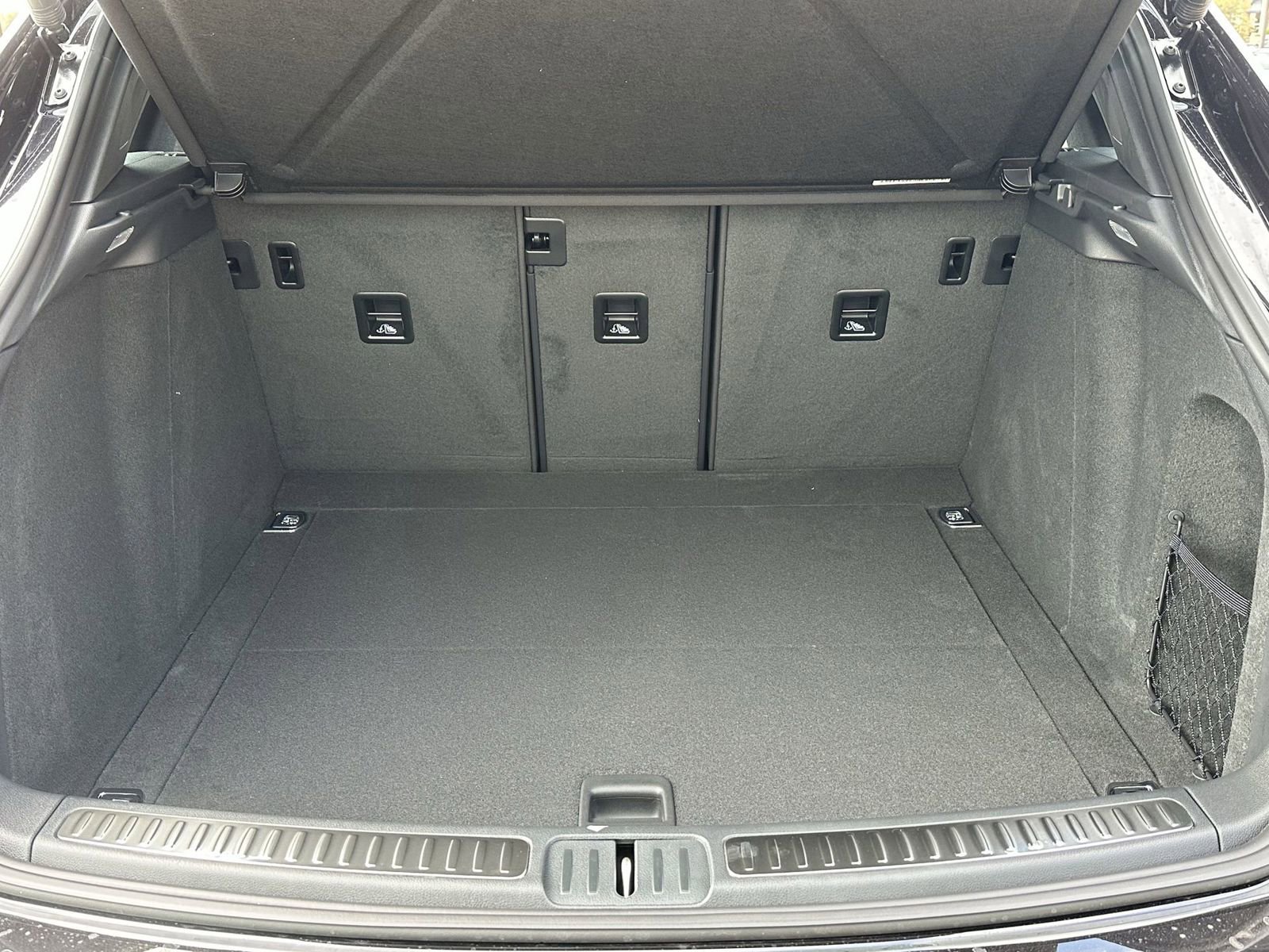 New 2026 Porsche Macan S AWD/4WD image 18