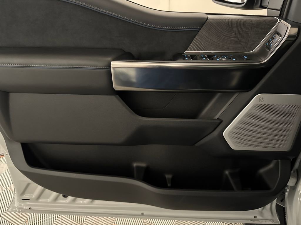 New 2025 Ford F250 Platinum w/ Tremor Off-Road Package image 23