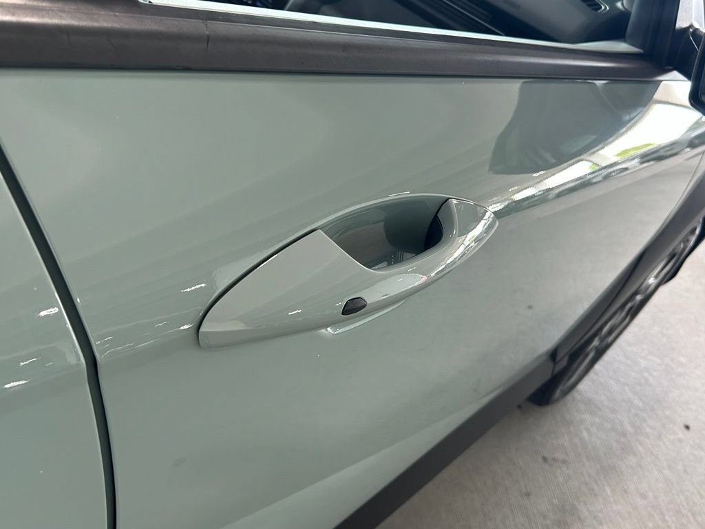 Used 2024 Hyundai Kona SEL FWD image 40