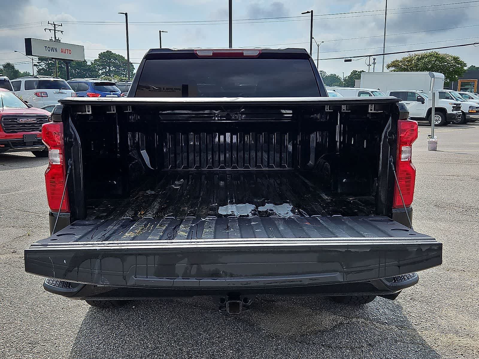Used 2023 Chevrolet Silverado 1500 Custom AWD/4WD image 29