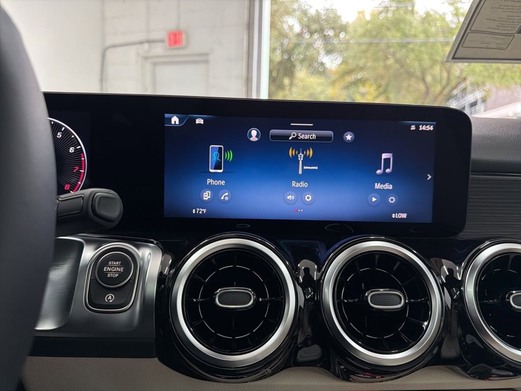 Used 2026 Mercedes-Benz GLB 250 GLB 250 image 33