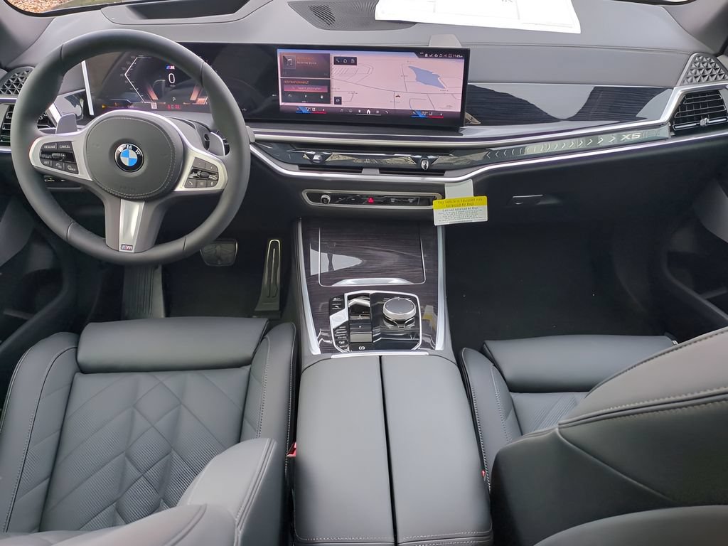 New 2026 BMW X5 xDrive40i w/ M Sport Package AWD/4WD image 14