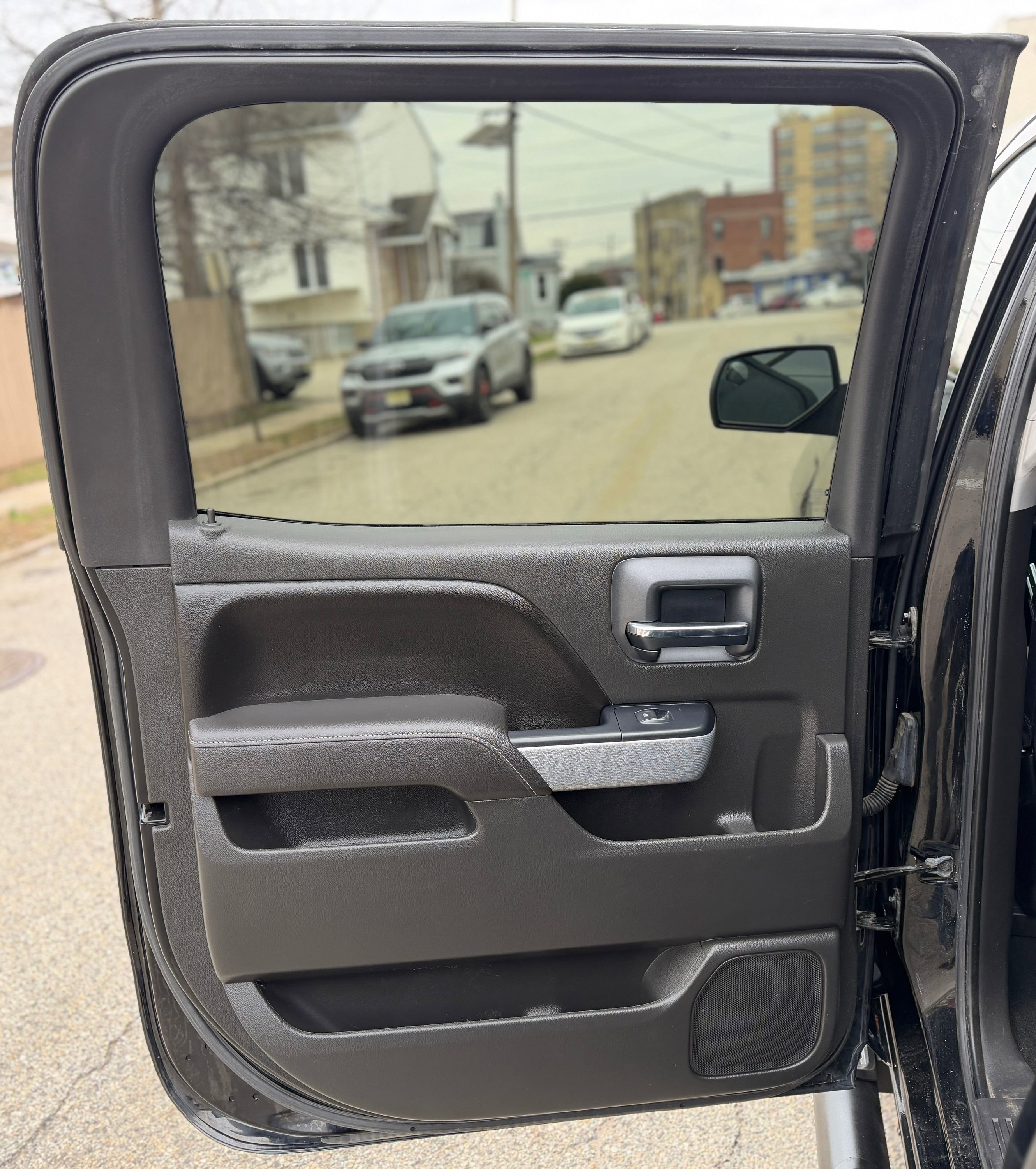 Used 2017 Chevrolet Silverado 1500 LT w/ All Star Edition image 23