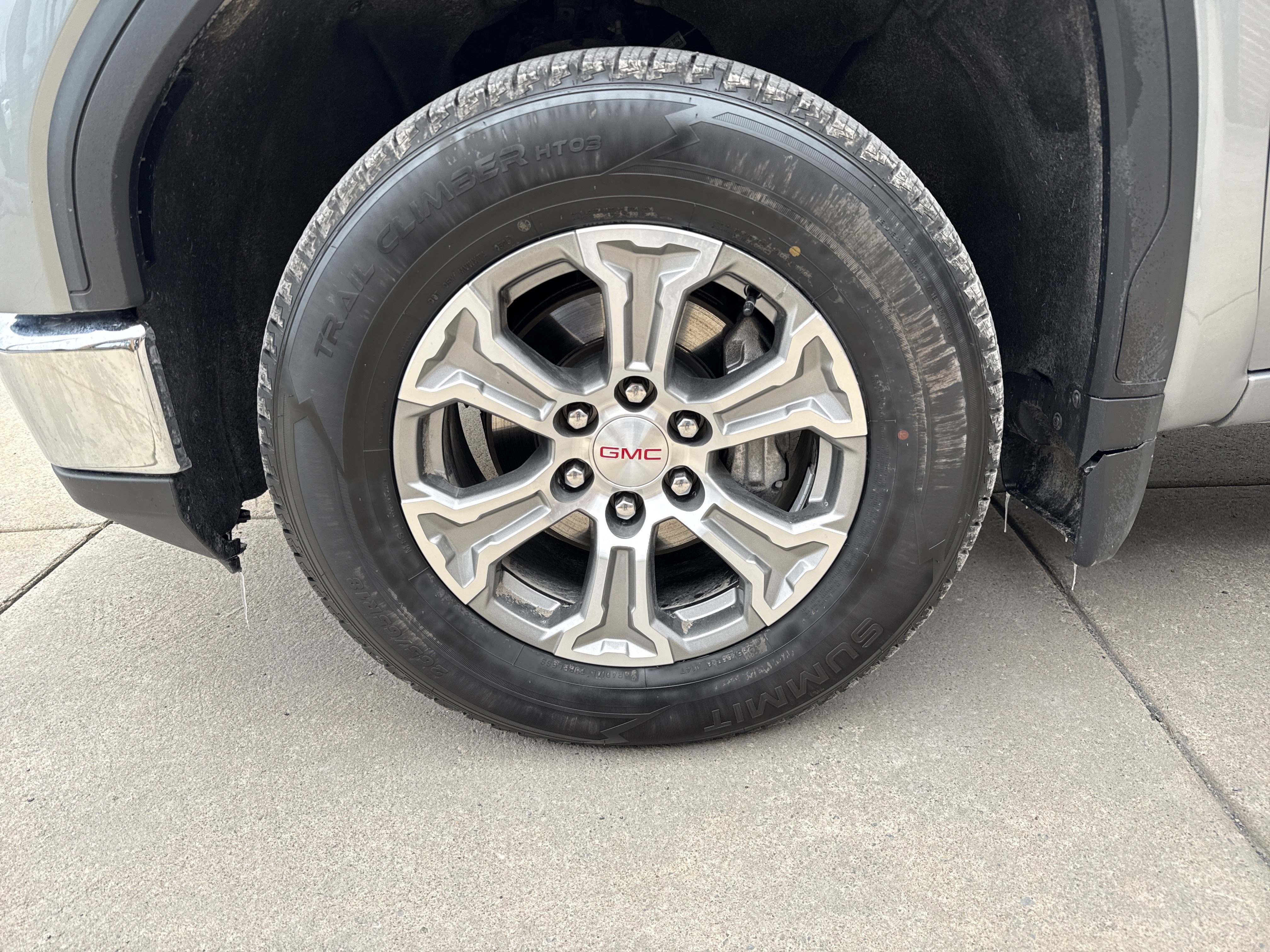 Used 2025 GMC Sierra 1500 SLT image 11