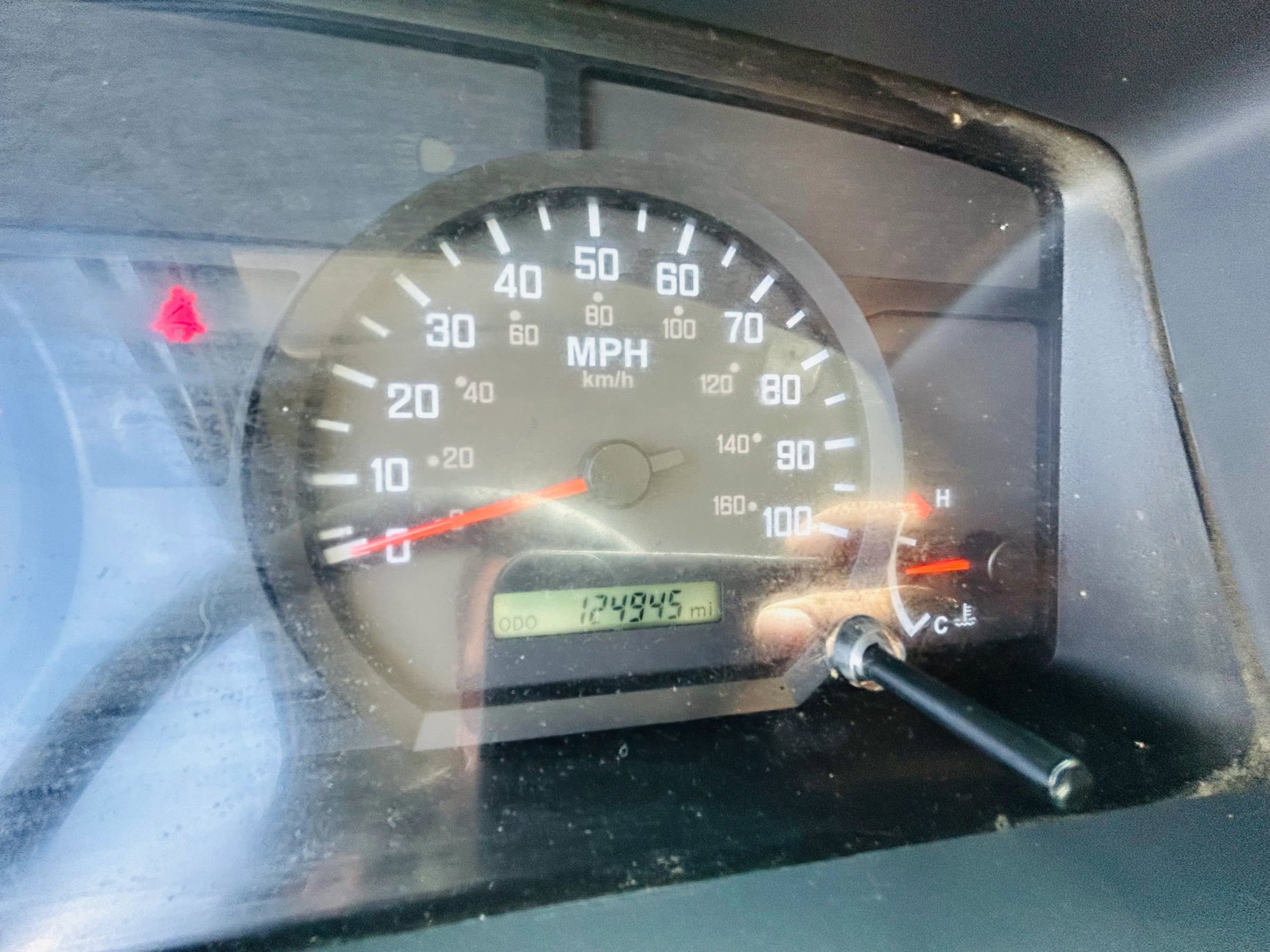 Used 2020 Isuzu NPR RWD image 23