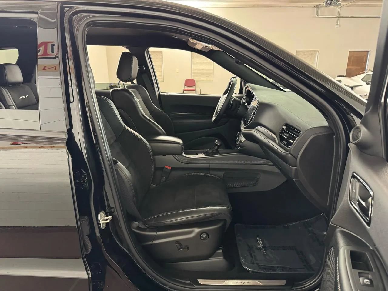 Used 2023 Dodge Durango SRT w/ Black Package AWD/4WD image 48