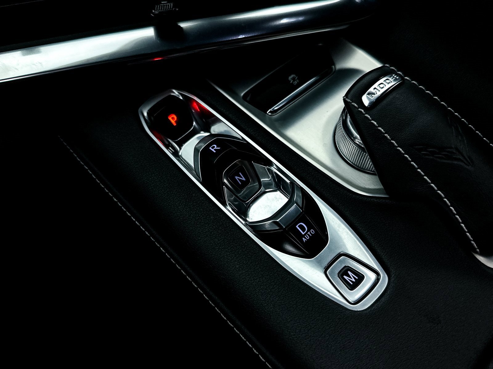 Used 2020 Chevrolet Corvette Stingray Coupe w/ 1LT image 23