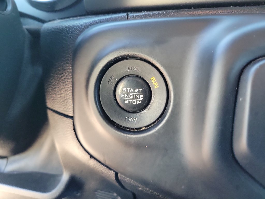 Used 2018 Jeep Wrangler Unlimited Sport S AWD/4WD image 33