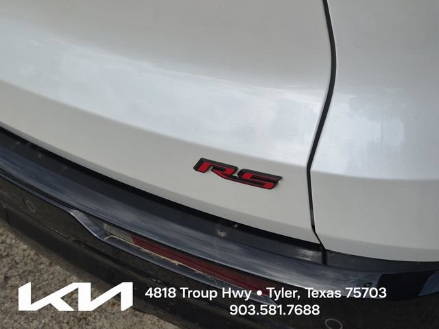 Used 2024 Chevrolet Traverse RS w/ LPO, Floor Liner Package AWD/4WD image 8