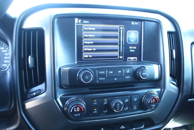 Used 2018 Chevrolet Silverado 1500 LT w/ All Star Edition RWD image 29