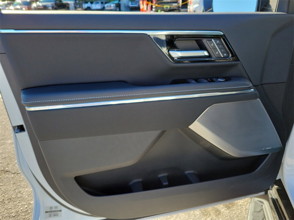 New 2025 GMC Sierra EV Denali image 17