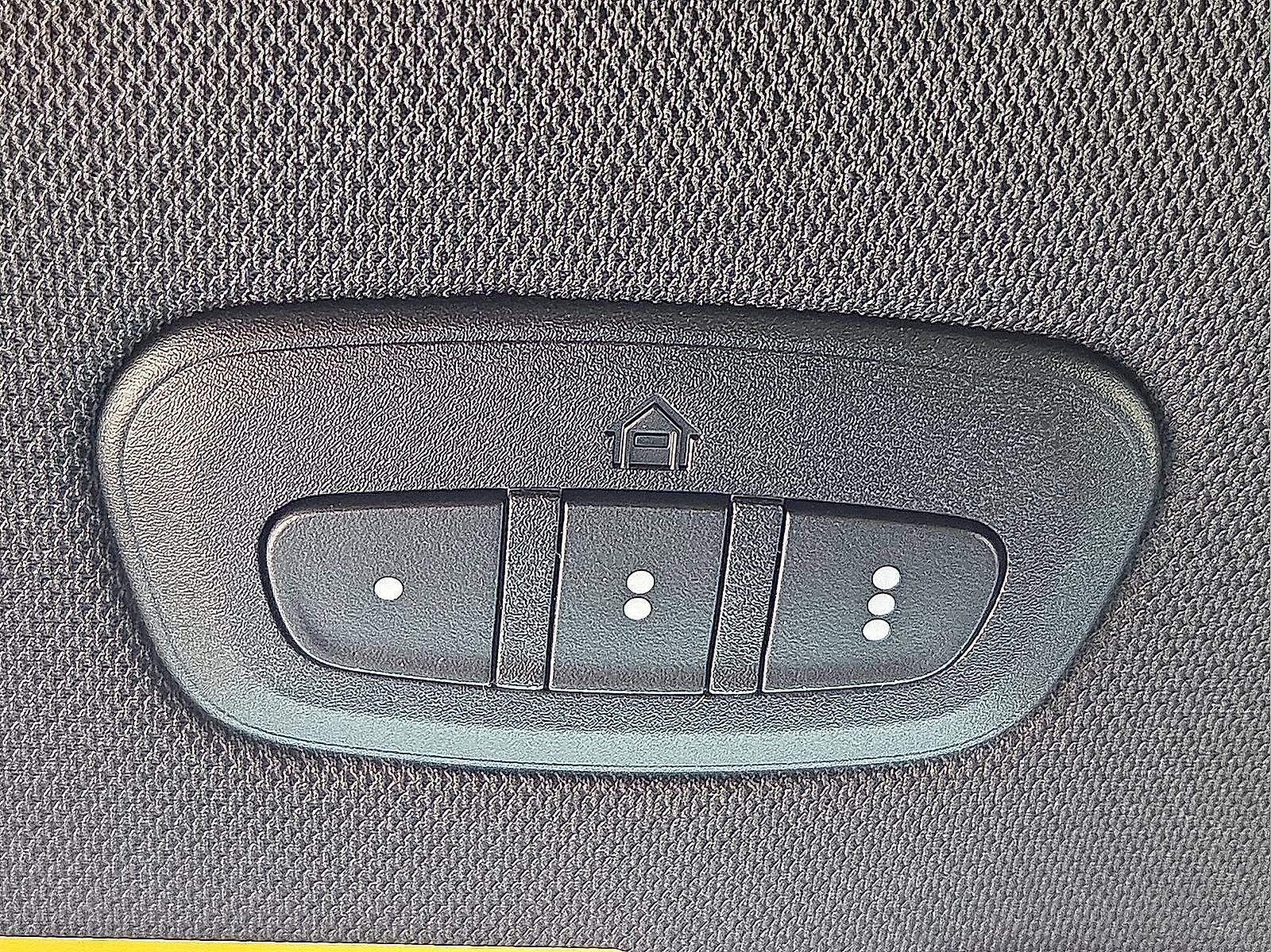 New 2025 Jeep Grand Cherokee Limited w/ Black Appearance Package image 21