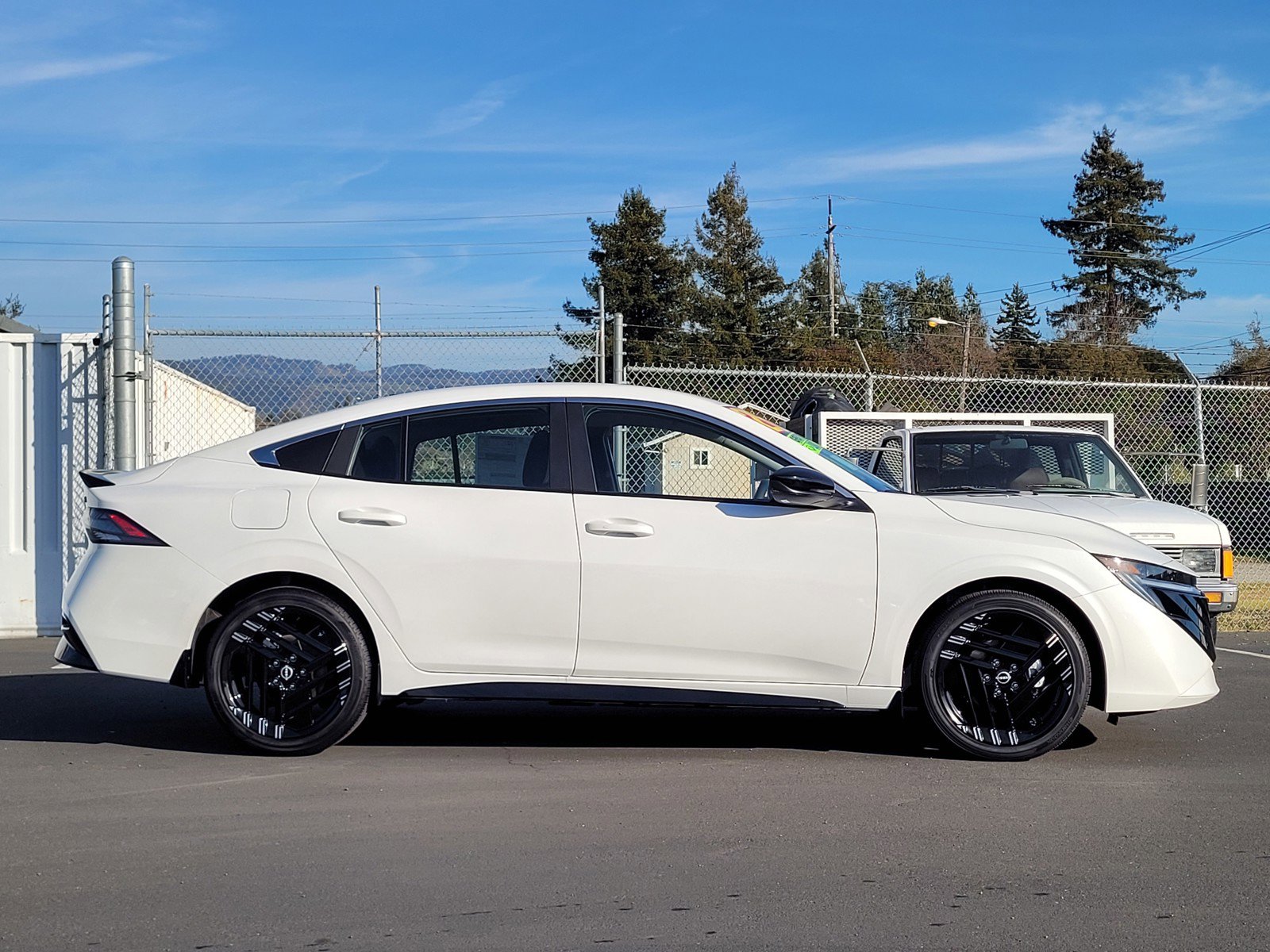 New 2026 Nissan Sentra SR w/ Floor Mat Package image 4