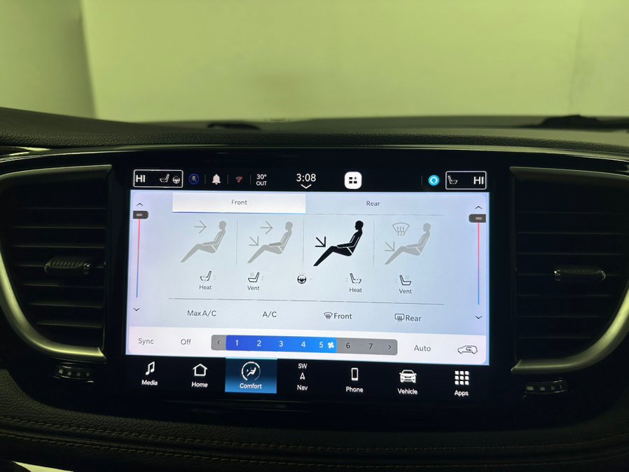 Used 2022 Chrysler Pacifica Pinnacle image 56