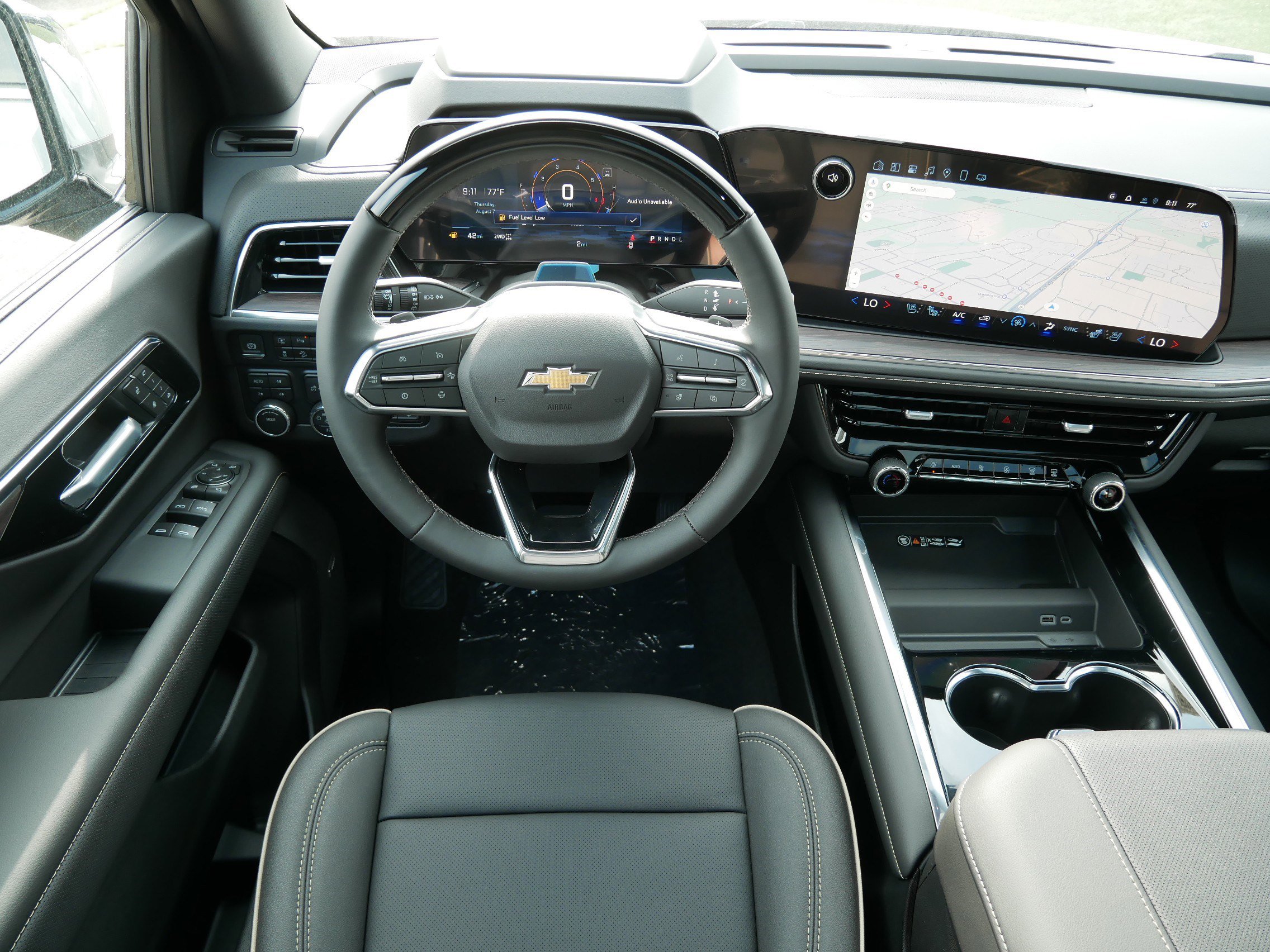 New 2025 Chevrolet Suburban Premier image 15