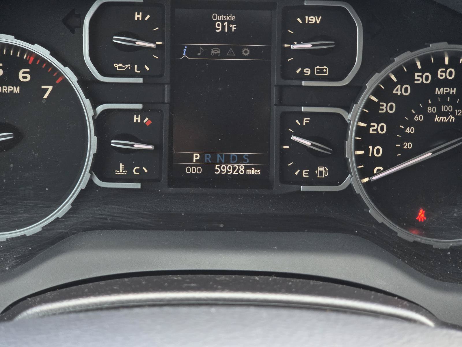 Used 2021 Toyota Tundra SR5 w/ SR5 Leather Package AWD/4WD image 19