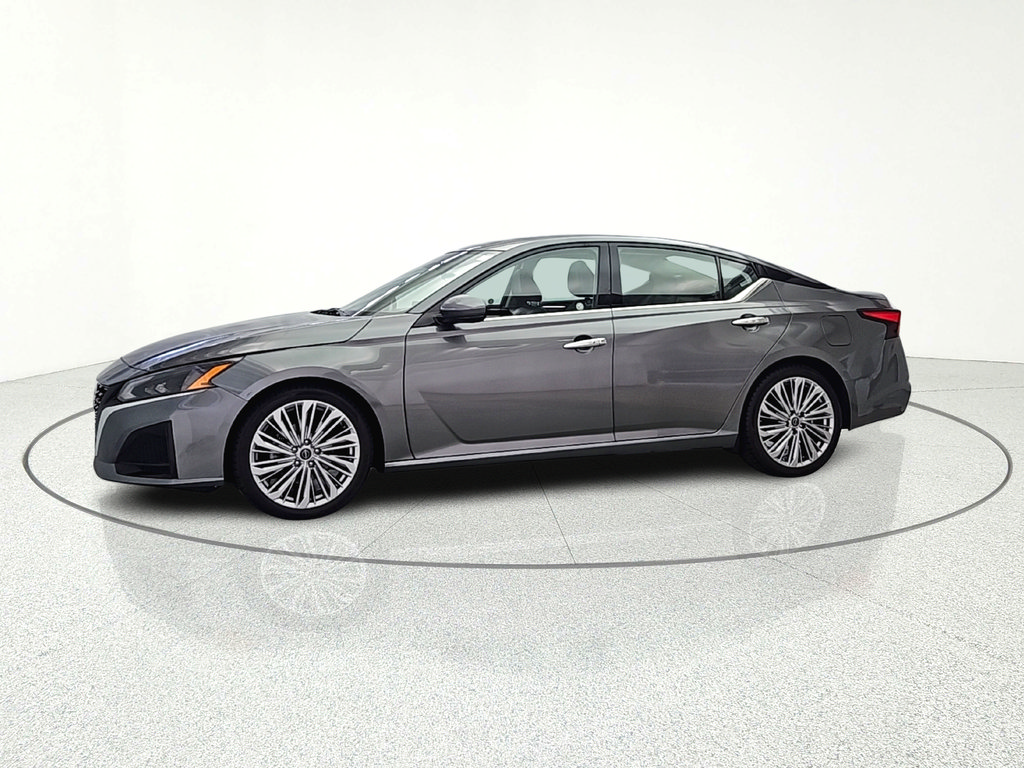 Used 2023 Nissan Altima 2.5 SL FWD image 3