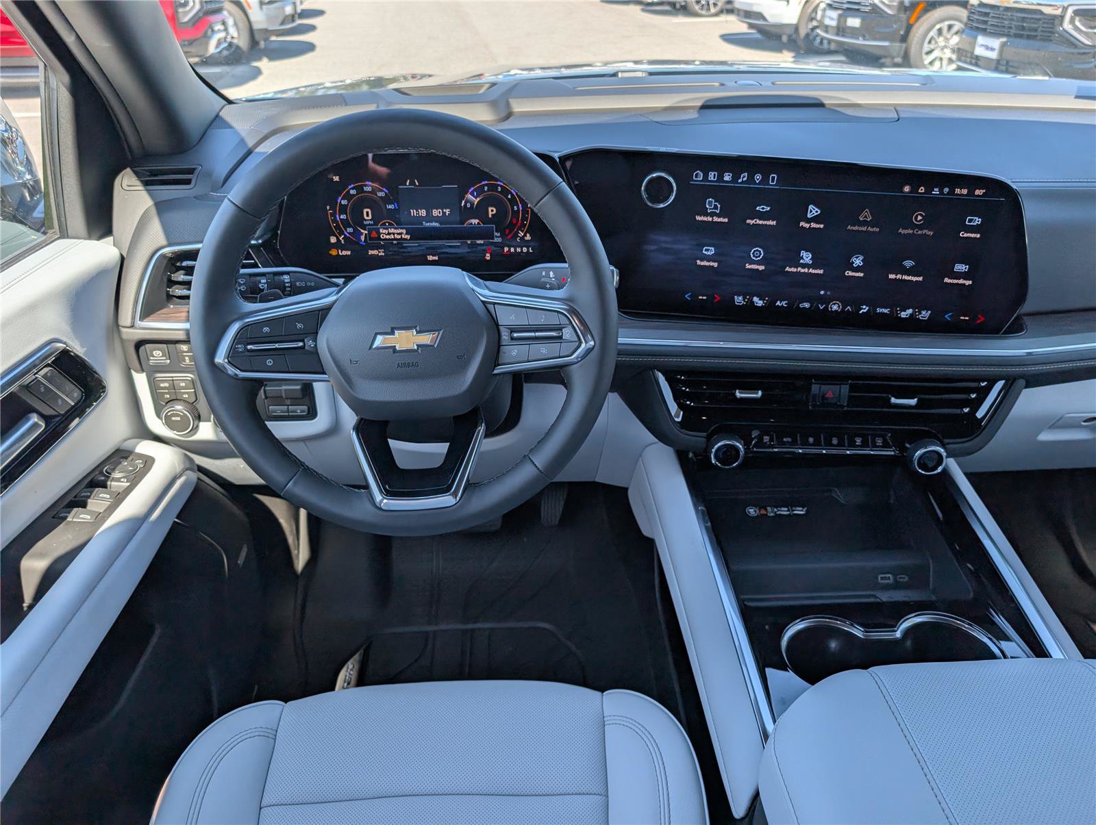 New 2026 Chevrolet Tahoe Premier w/ Sun And Tow Package AWD/4WD image 16