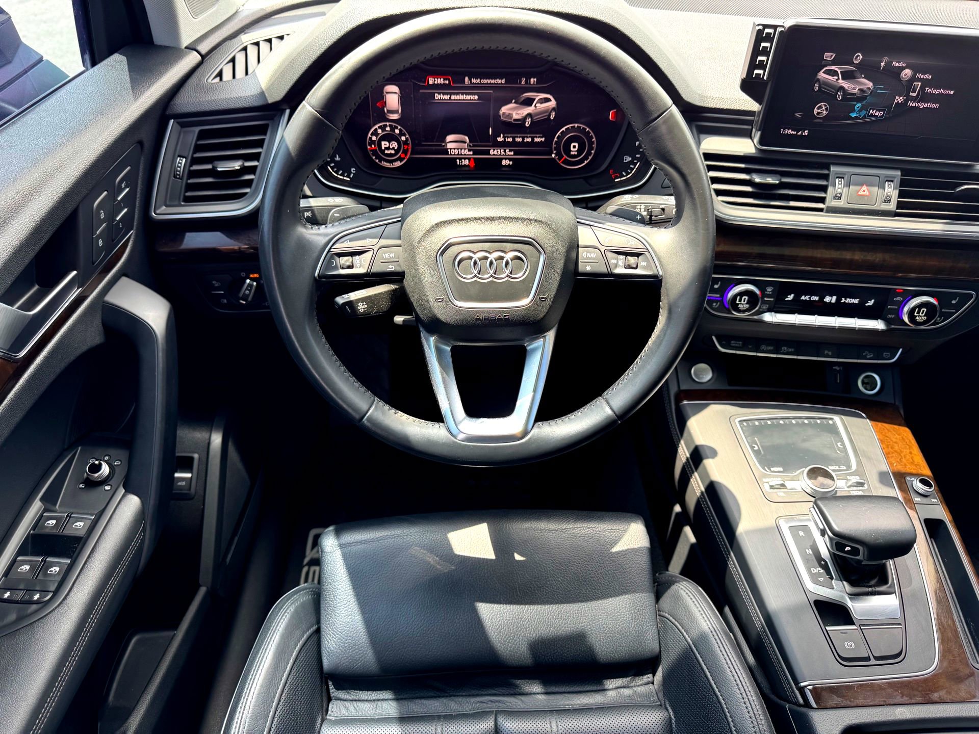 Used 2019 Audi Q5 2.0T Premium Plus w/ Premium Plus Package AWD/4WD image 25