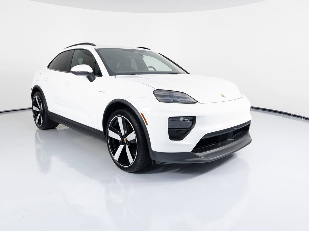 Certified 2025 Porsche Macan 4 Electric AWD/4WD image 12