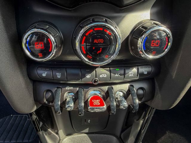 Used 2021 MINI Cooper 4-Door Hardtop w/ 6.5" Touchscreen Package FWD image 12