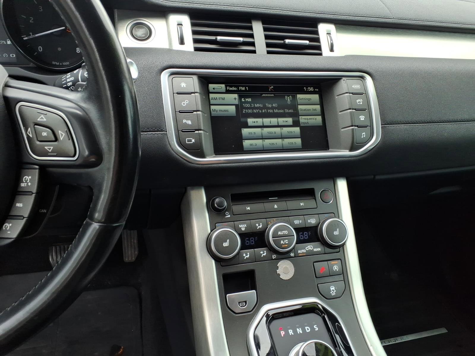 Used 2016 Land Rover Range Rover Evoque SE AWD/4WD image 8